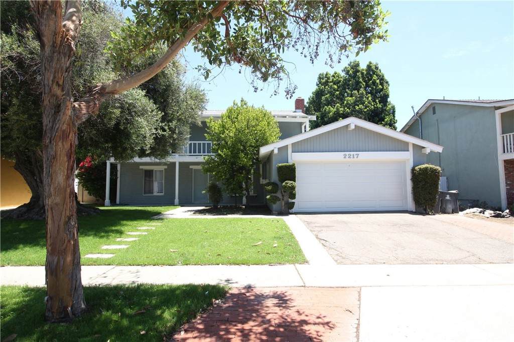 2217 Pasadena Street - Photo 1