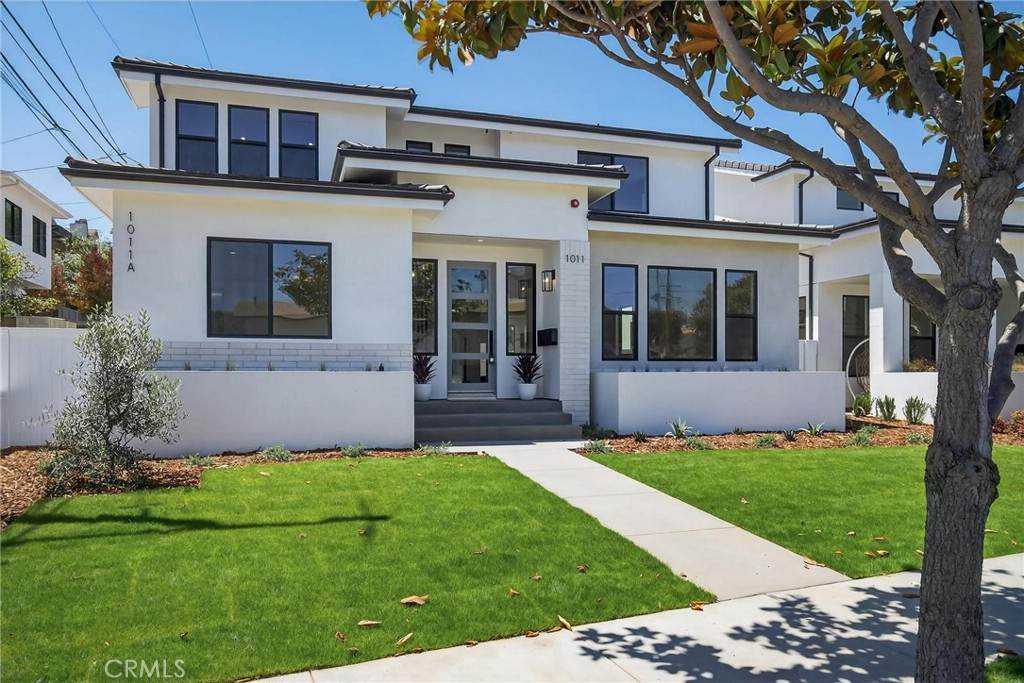 1011 Prospect Avenue - Photo 1