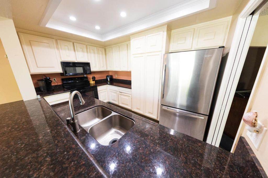 5437 Cribari Green - Photo 1