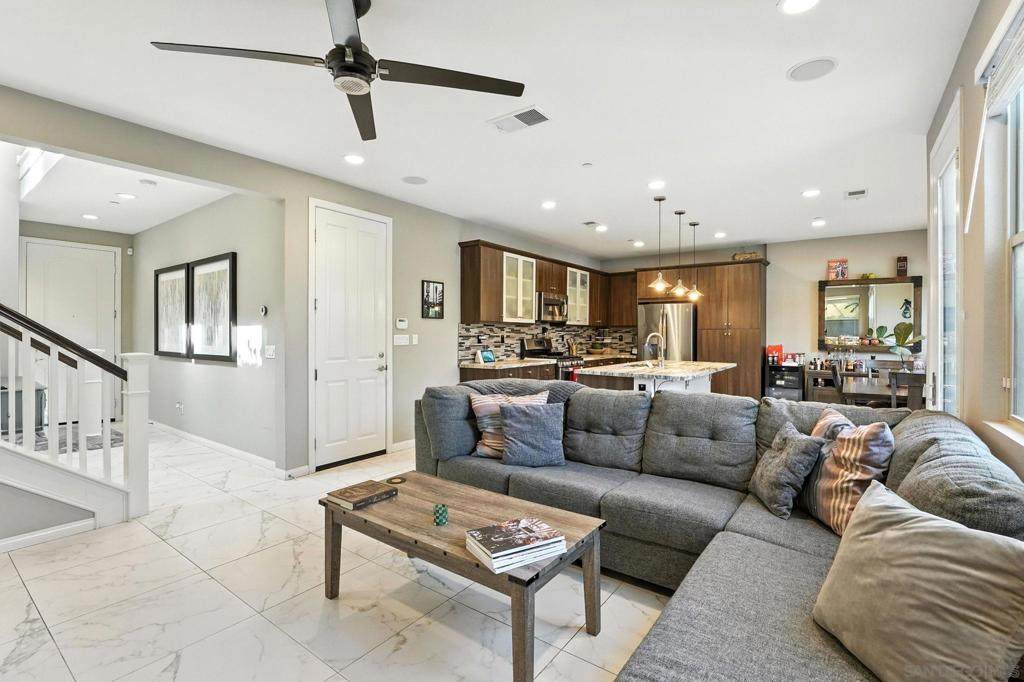 1035 Sea Glass Way - Photo 1