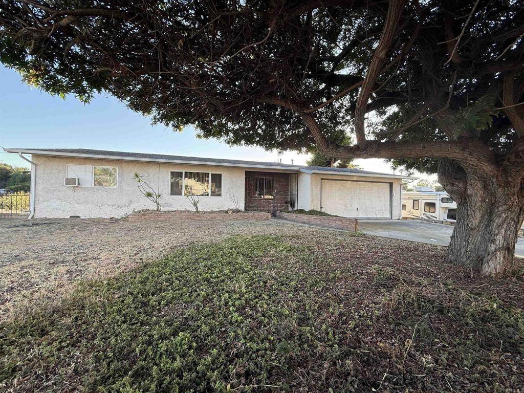 2220 Rachael Avenue - Photo 1