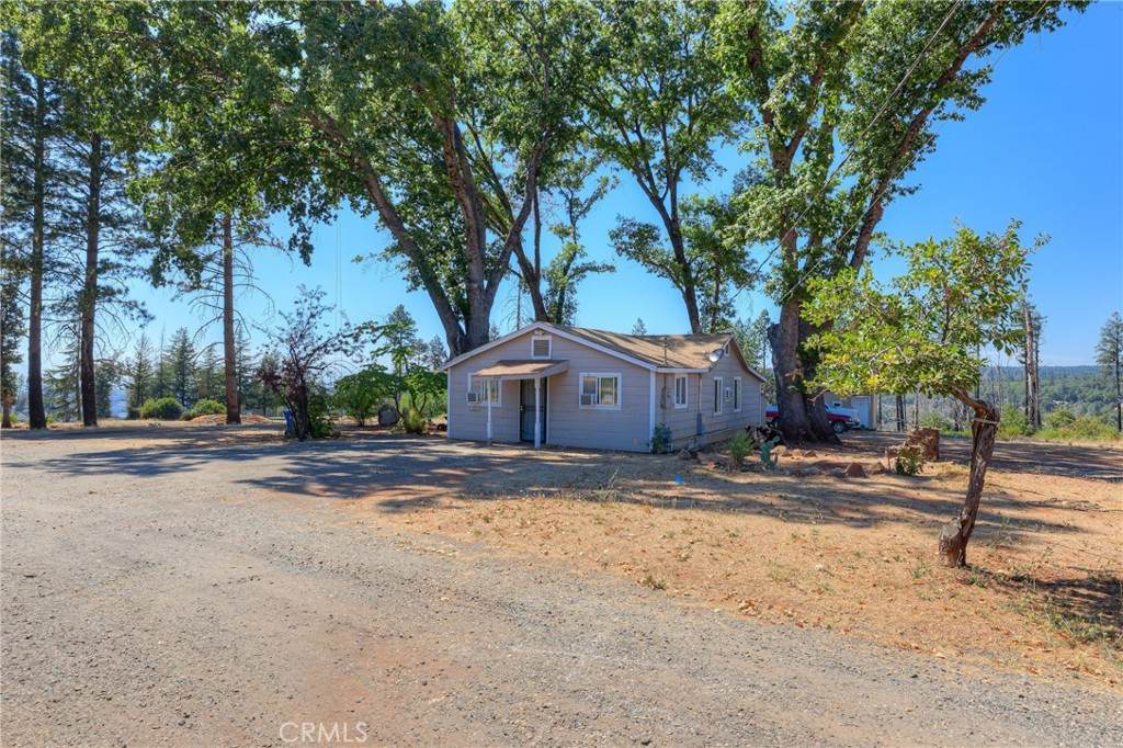 8797 Skyway - Photo 1