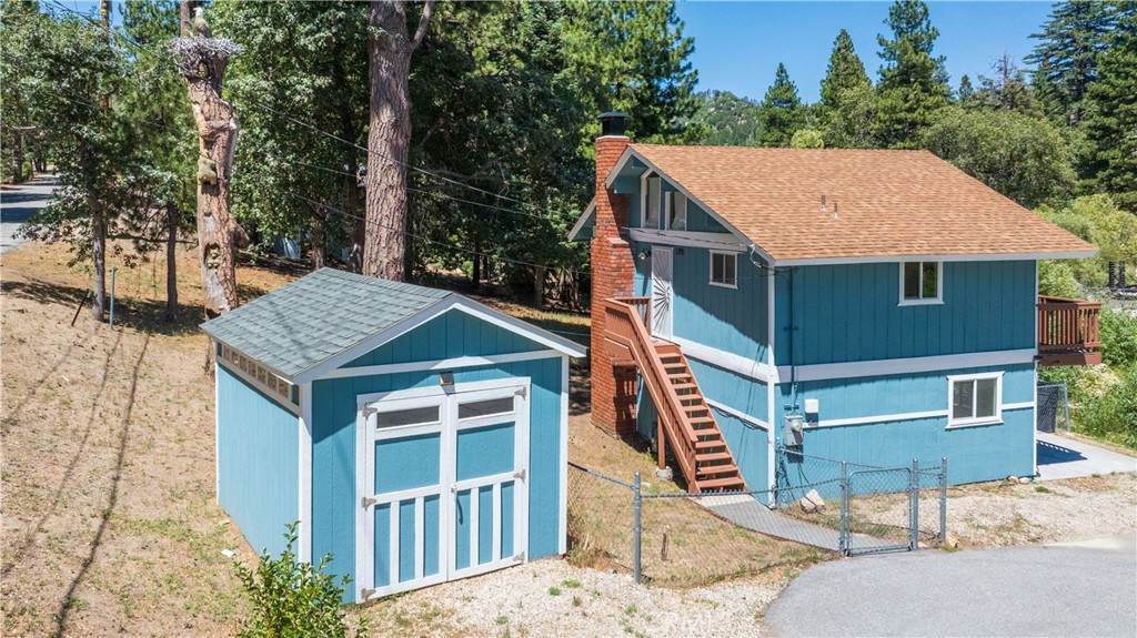 2395 Hunsaker Drive - Photo 1