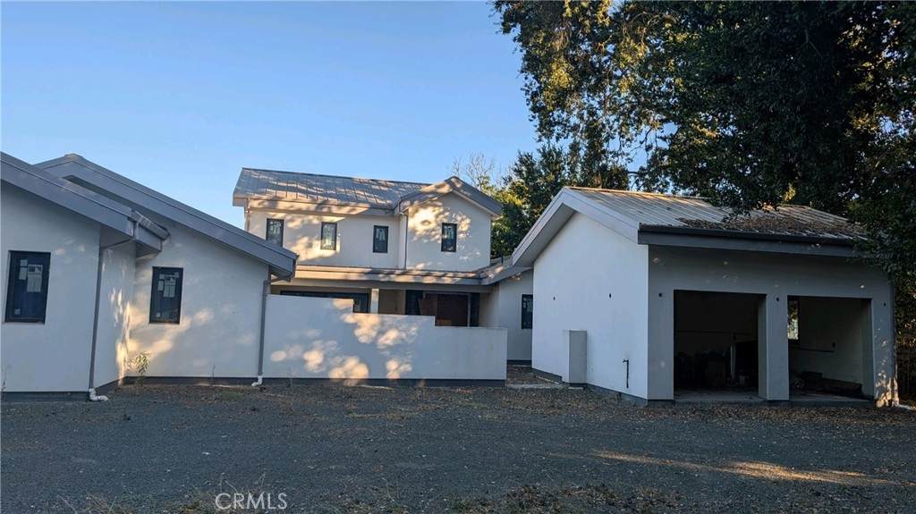 1003 Charter Oak Avenue - Photo 1