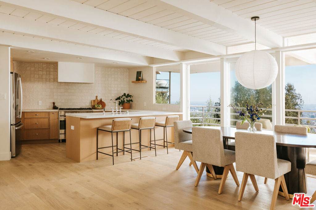 8448 Franklin Avenue - Photo 1