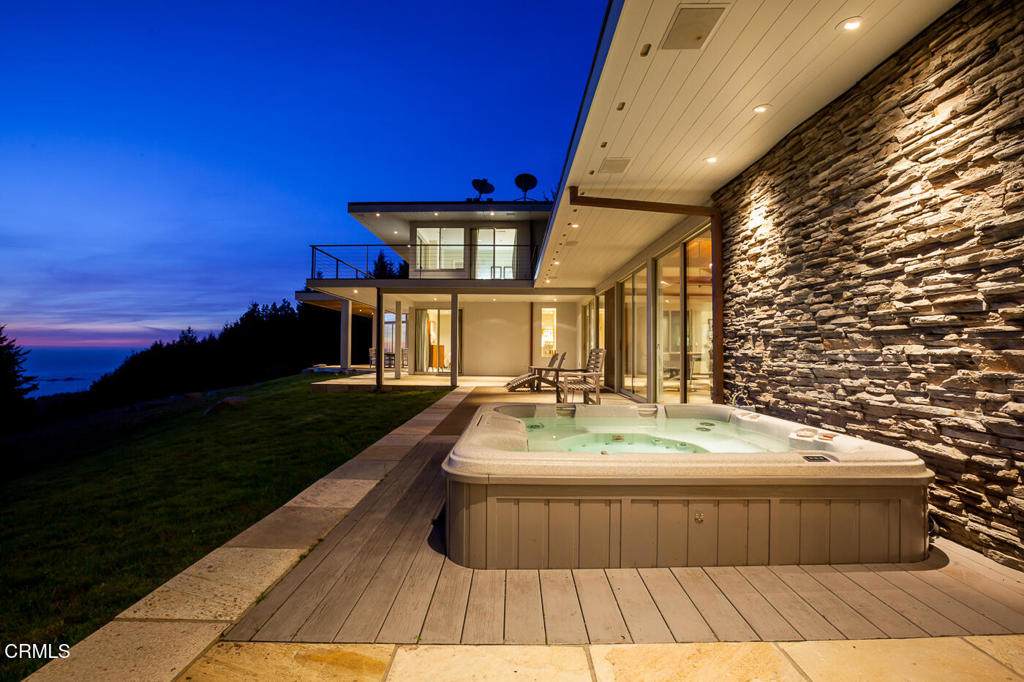 43850 Buckhorn Cove Road - Photo 1