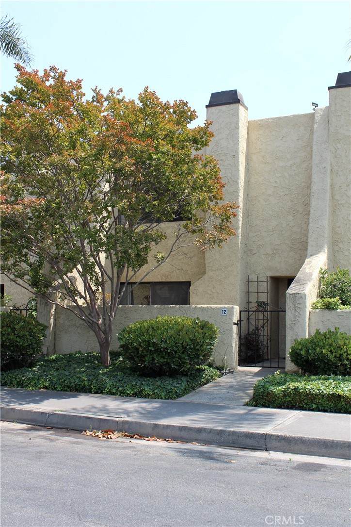 828 Boone Street - Photo 1