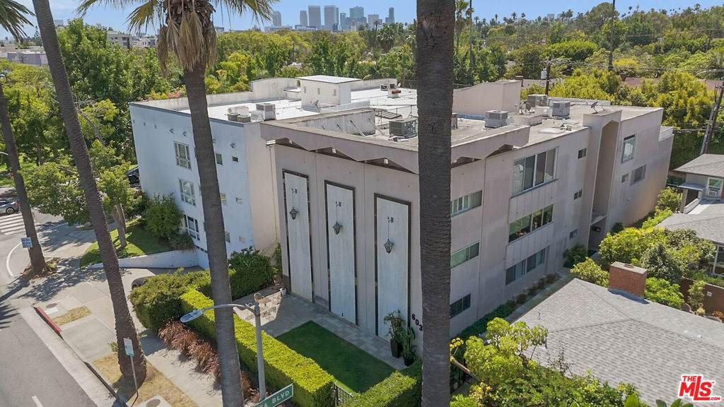 603 Doheny Drive - Photo 1