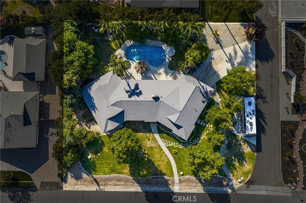 5371 Grandview Avenue - Photo 1