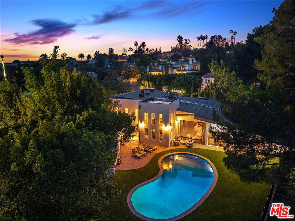 1100 Pine Drive - Photo 1