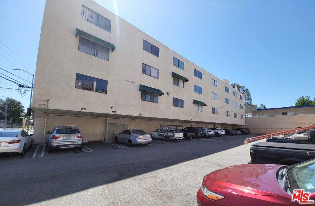 https://bt-photos.global.ssl.fastly.net/socal/orig_boomver_2_375028901-2.jpg