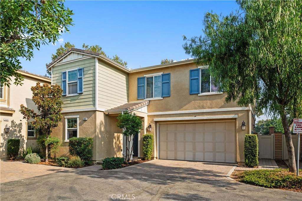 2927 Via Terrano - Photo 1