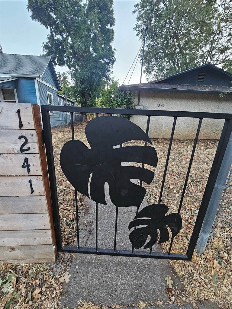 1241 Warner Street - Photo 1