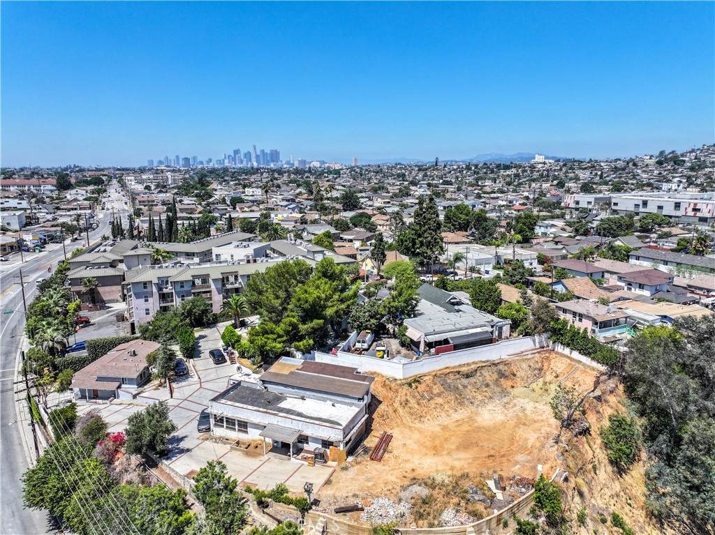 https://bt-photos.global.ssl.fastly.net/socal/orig_boomver_2_375075455-2.jpg