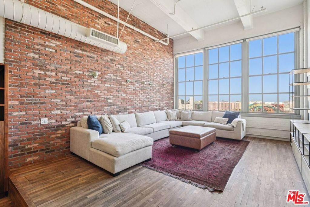 1850 Industrial Street - Photo 1