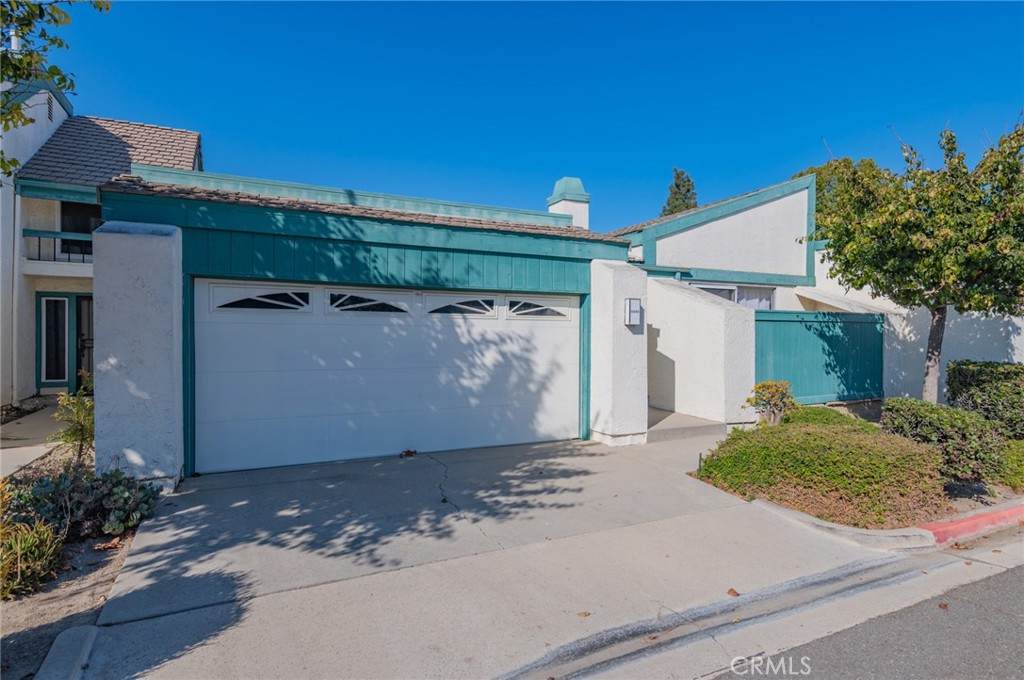 6949 Danvers Drive - Photo 1