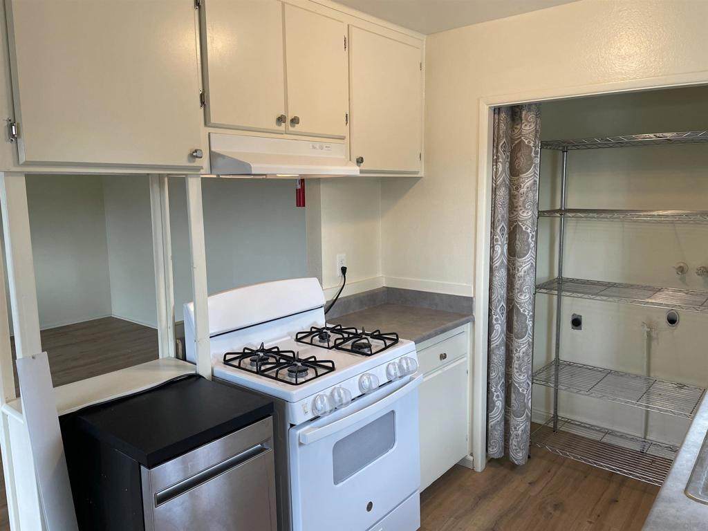 742 California Ave. - Photo 1