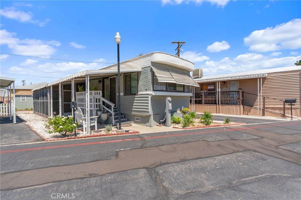 17455 Marygold - Photo 1