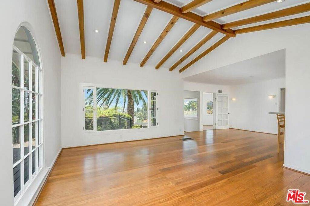 2431 Gower Street - Photo 1