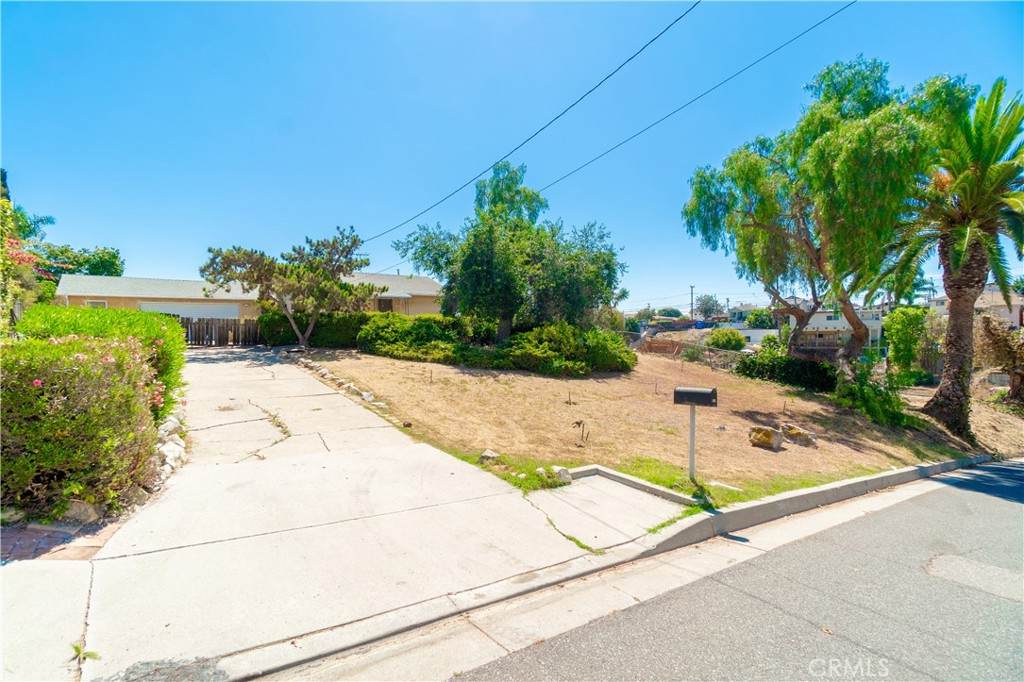 514 Arcadia Drive - Photo 1