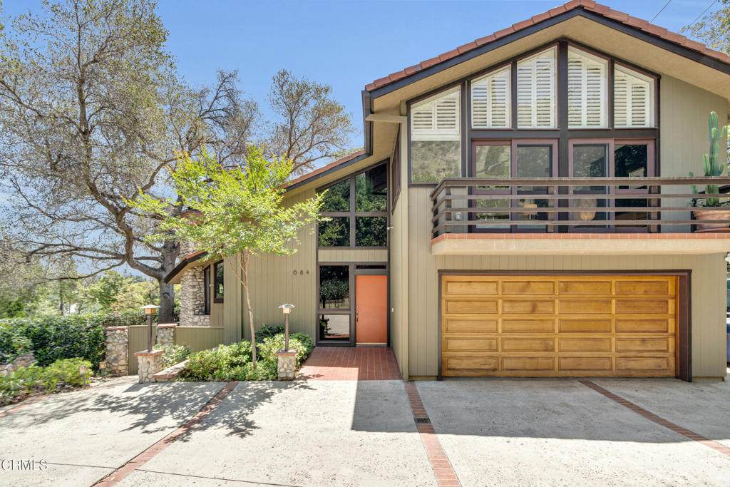 684 Orange Drive - Photo 1