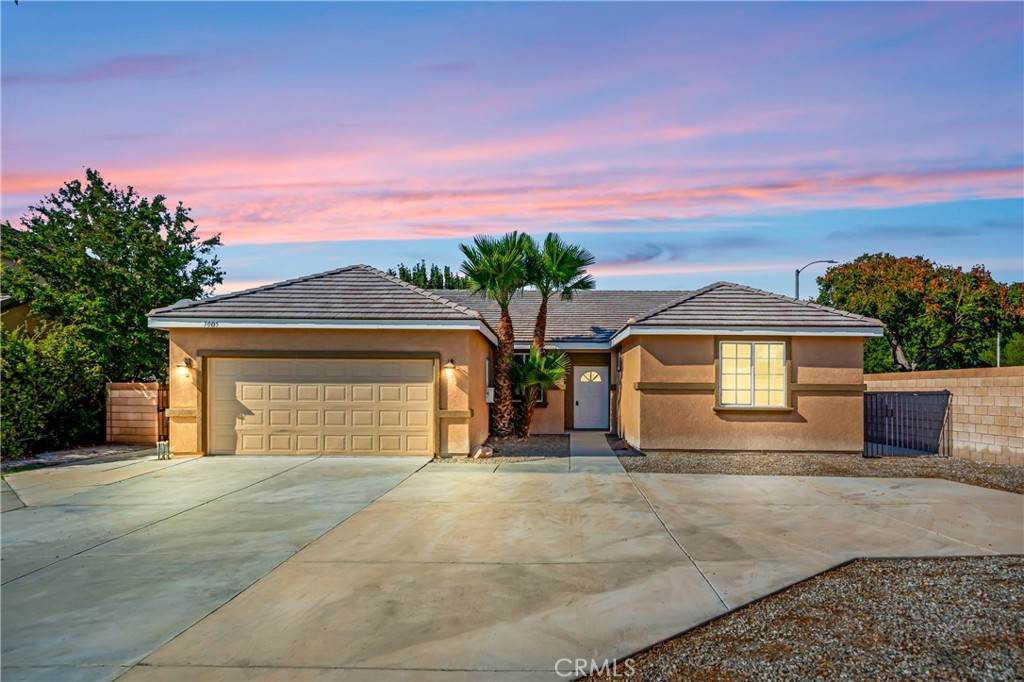 3005 Minford Street - Photo 1