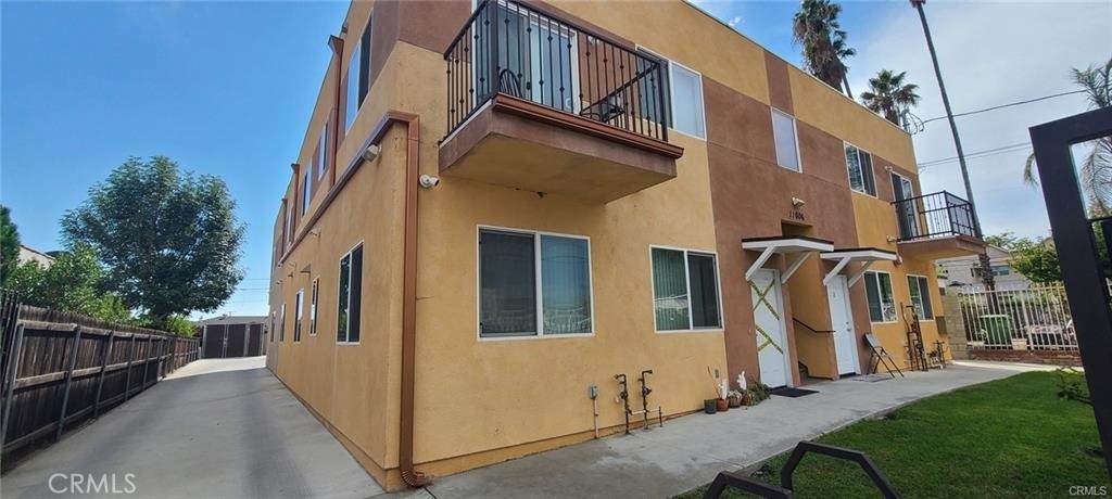 11606 Hamlin Street - Photo 1