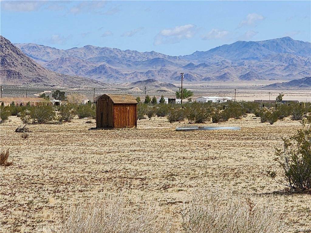 30280 Buchanan Street - Photo 1