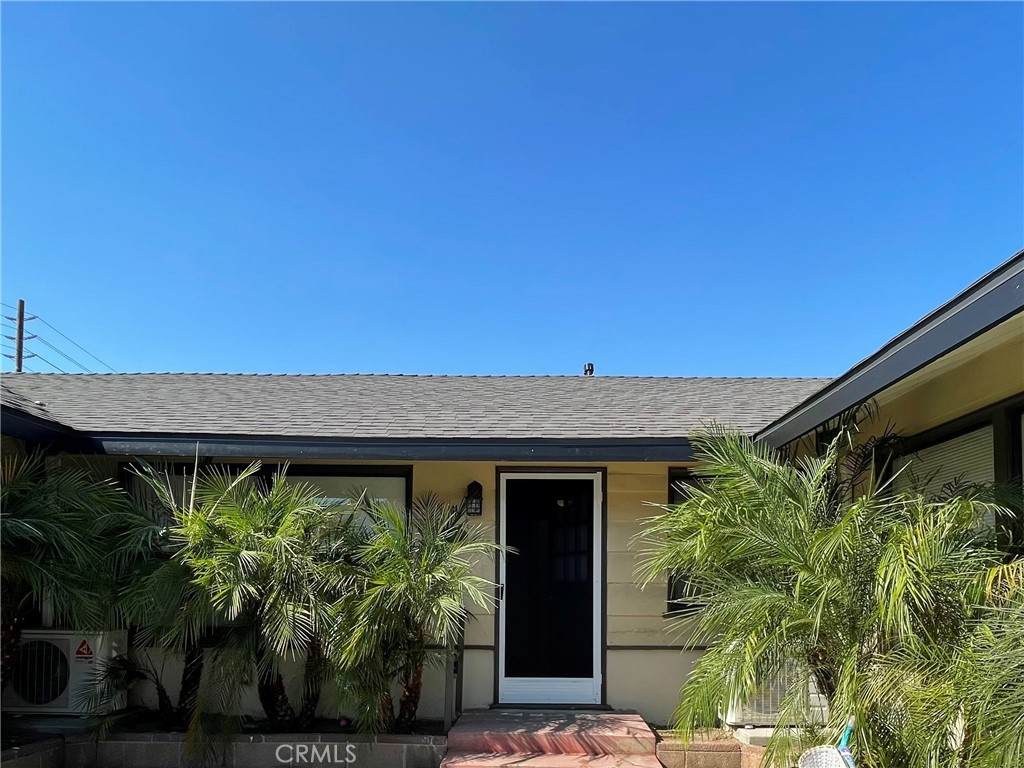 1918 Ontario Street - Photo 1