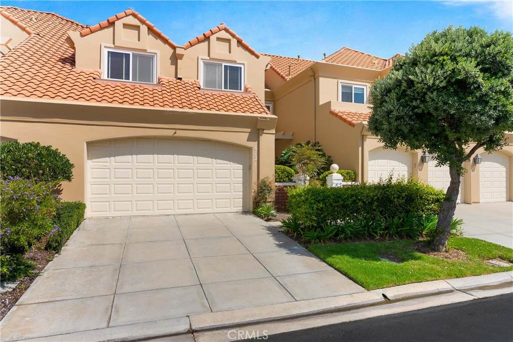 6121 Greenbrier Drive - Photo 1