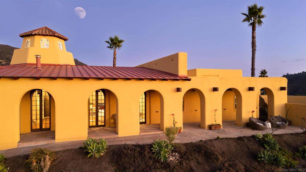 3696 Alta Loma Dr - Photo 1