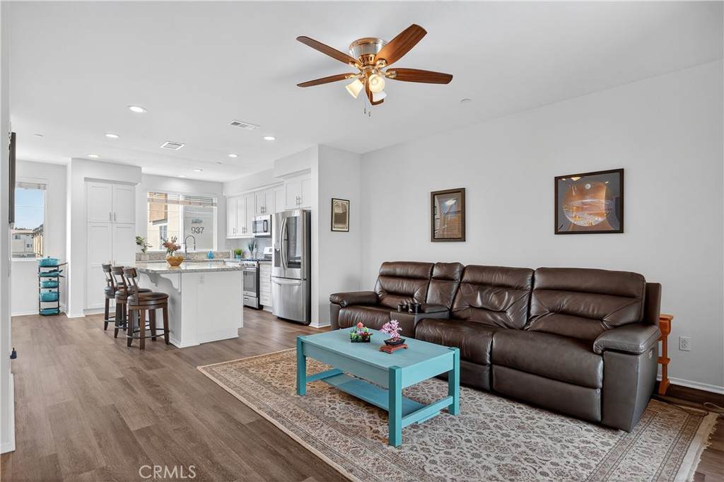 893 Tangelo Way - Photo 1