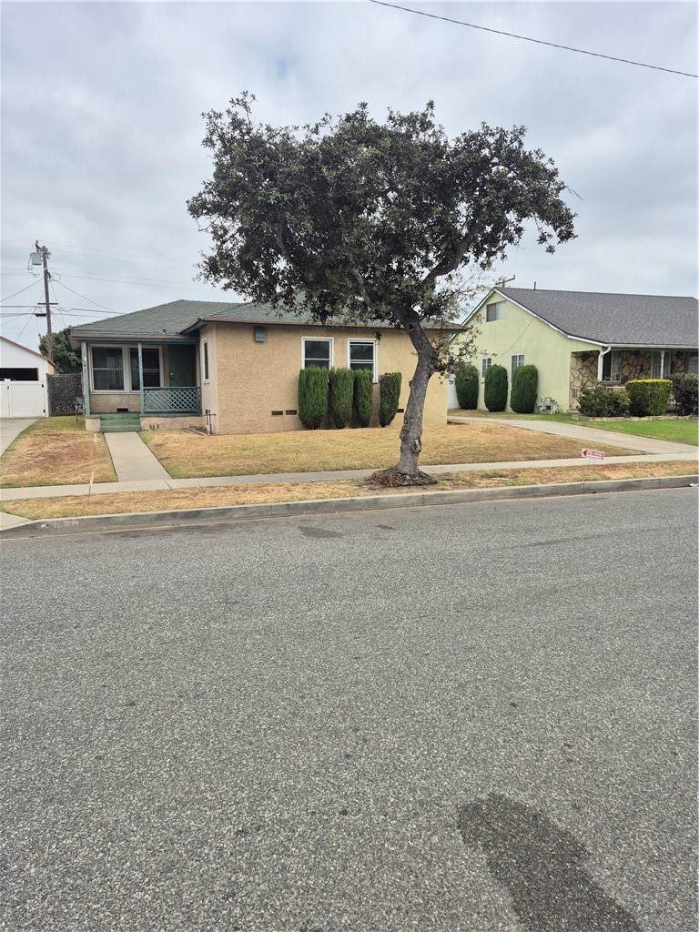 3341 118th Street - Photo 1