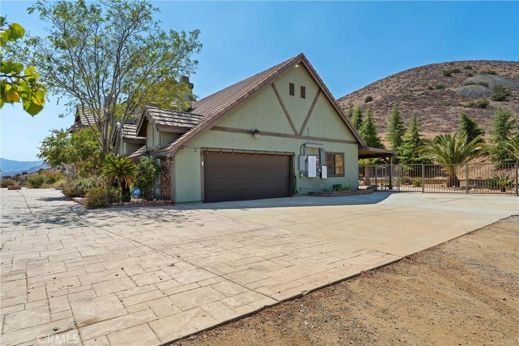 https://bt-photos.global.ssl.fastly.net/socal/orig_boomver_2_375179602-2.jpg