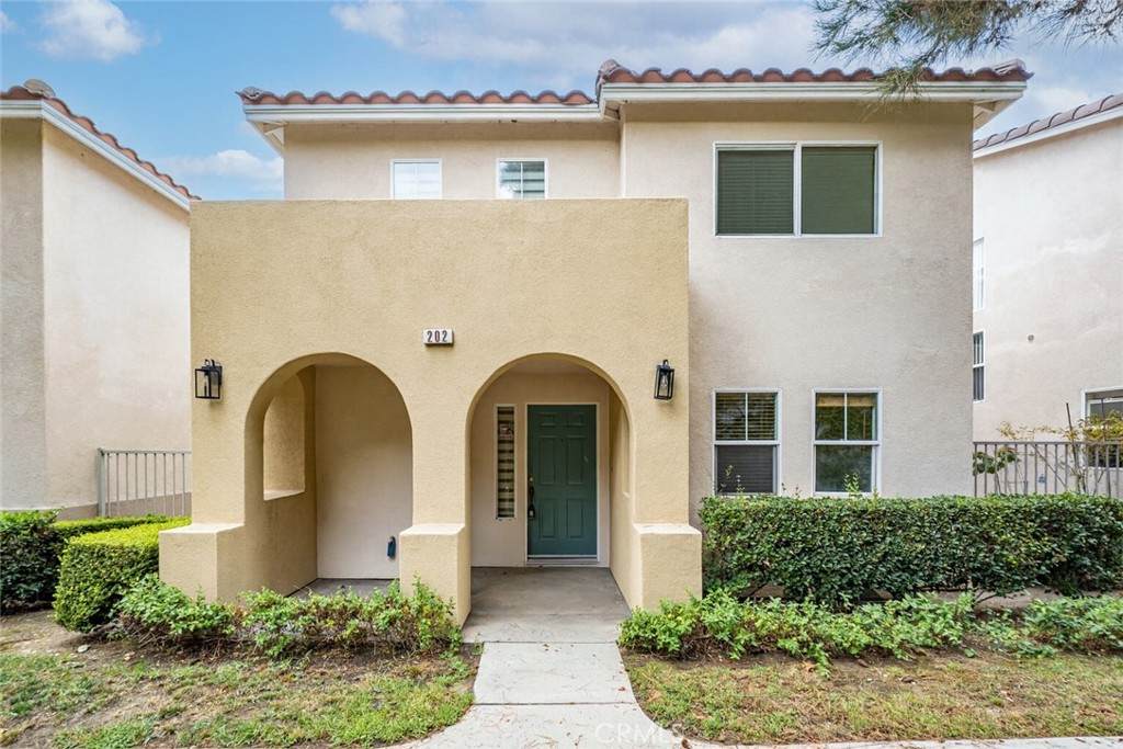 202 Cancion Way - Photo 1