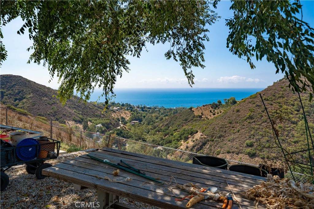 https://bt-photos.global.ssl.fastly.net/socal/orig_boomver_2_375185336-2.jpg
