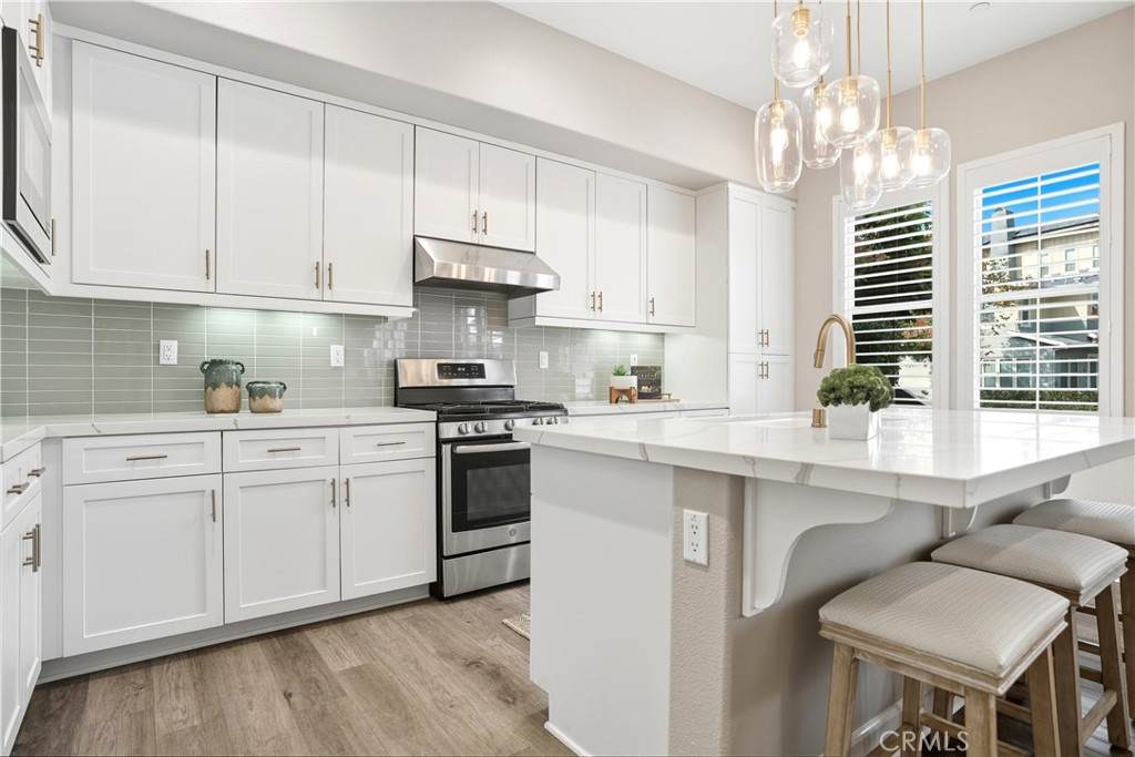 52 Promesa Avenue - Photo 1