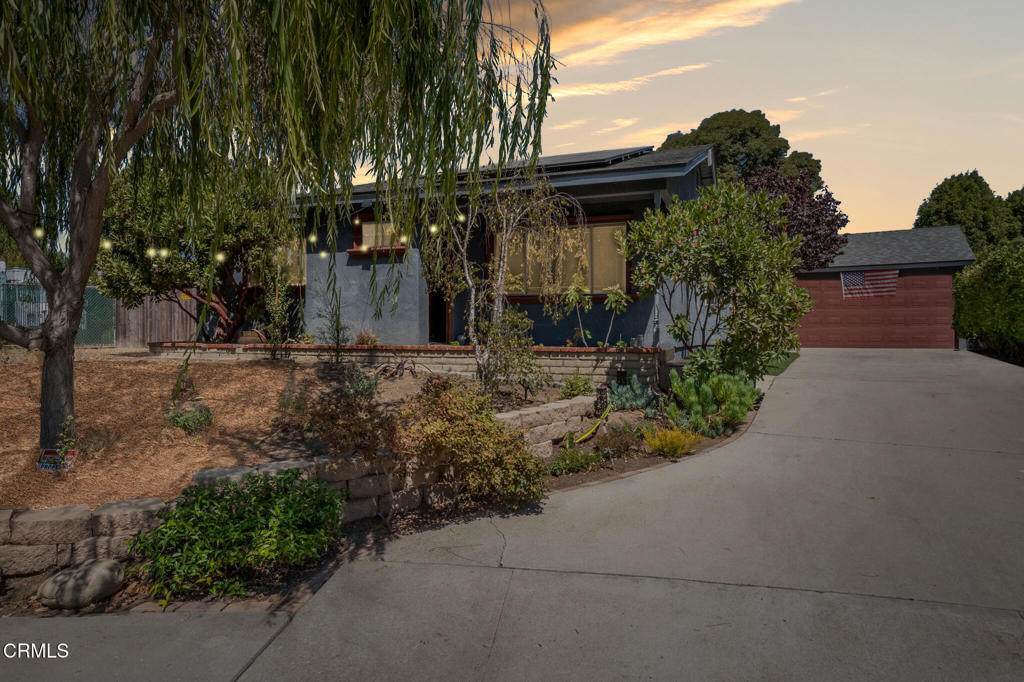 885 Riverside Street - Photo 1