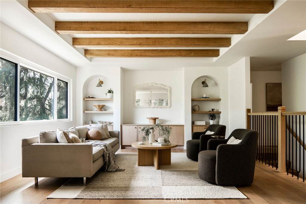 521 Fremont Drive - Photo 1