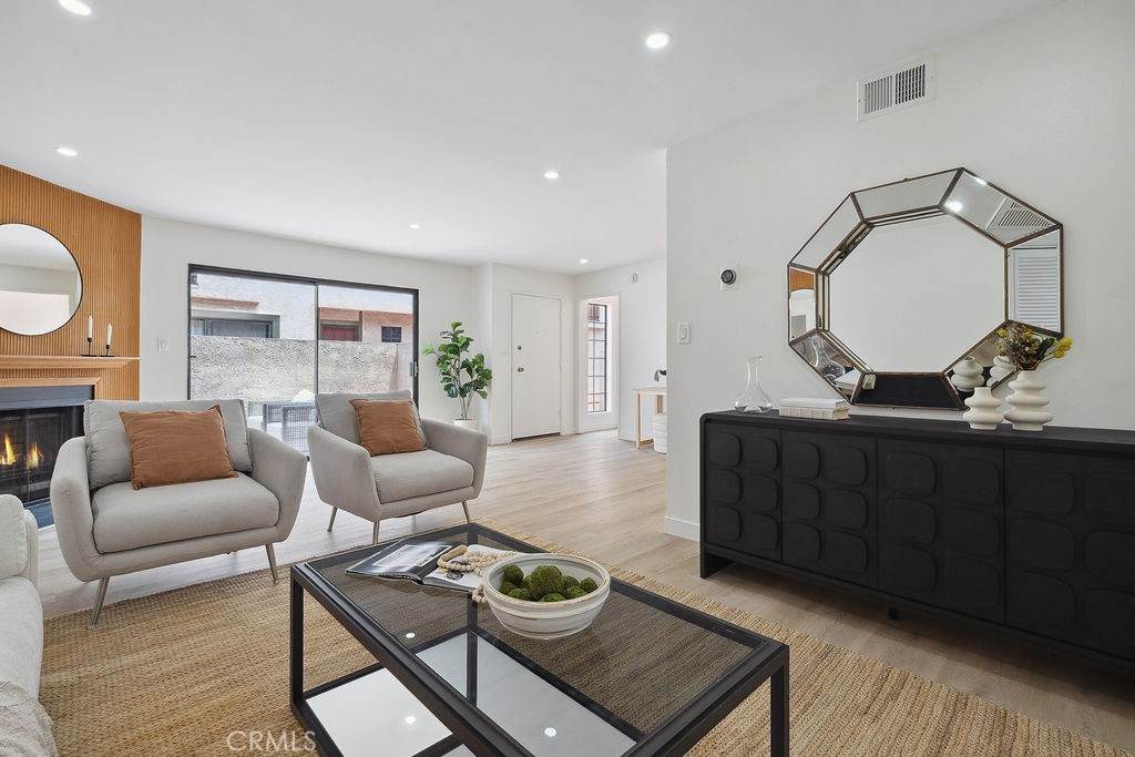 6101 Fulton Avenue - Photo 1