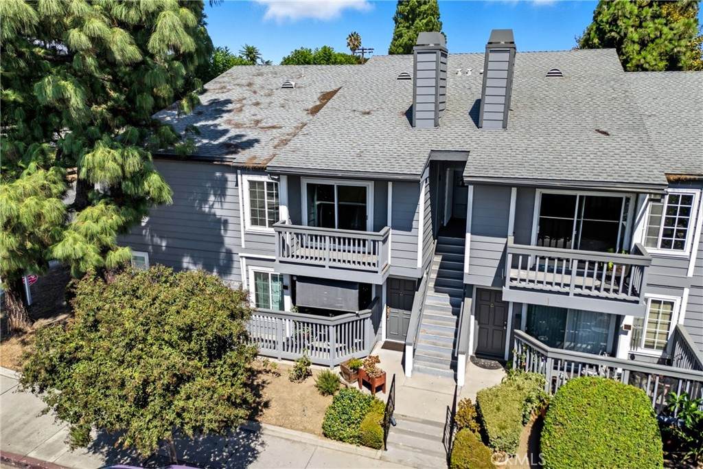 9714 Sepulveda Boulevard - Photo 1