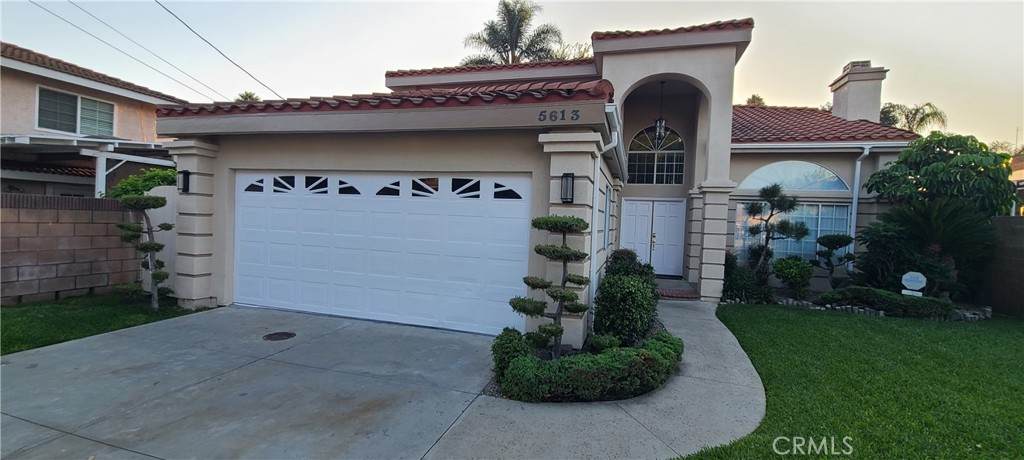 5613 Charlotte Avenue - Photo 1