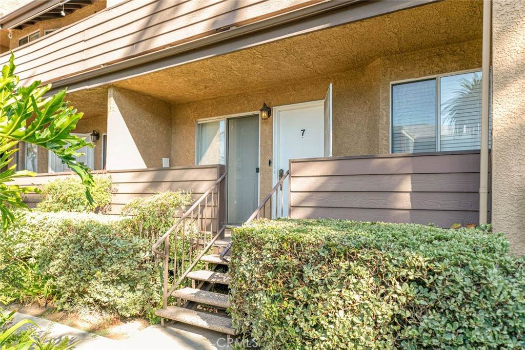 14839 Sherman Way #7 - Photo 1