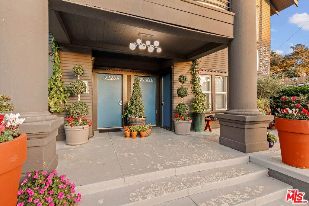 2928 Walton Avenue - Photo 1