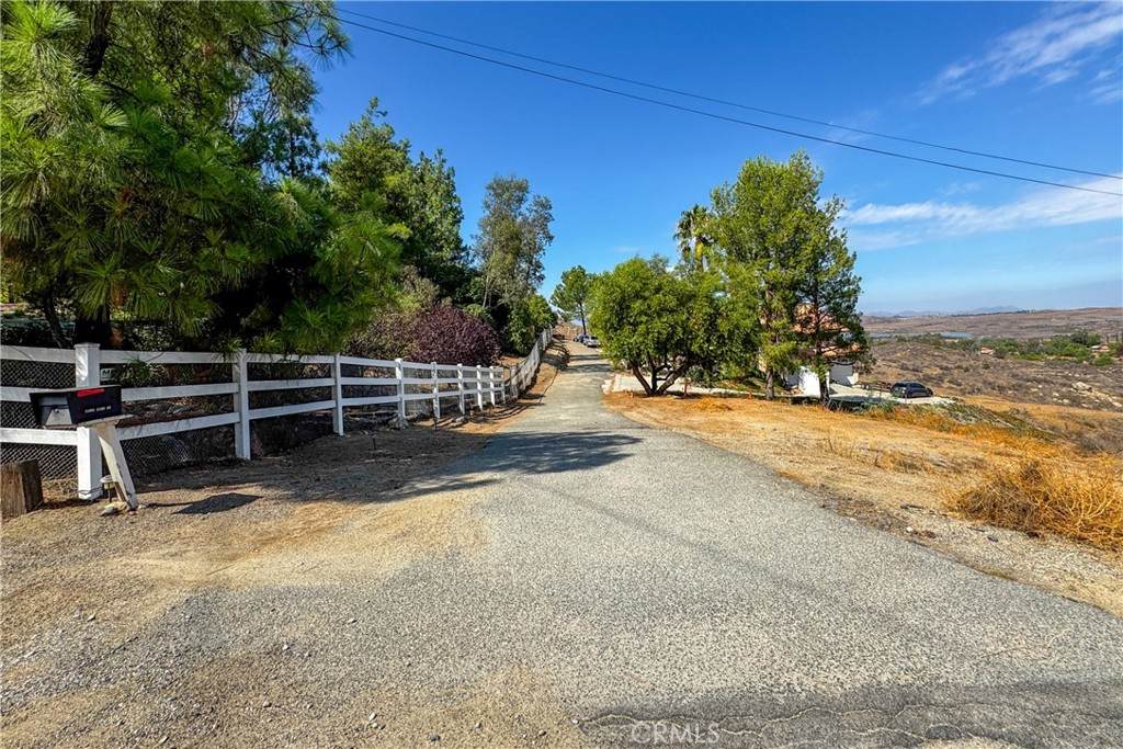 1 Heizer Drive - Photo 1