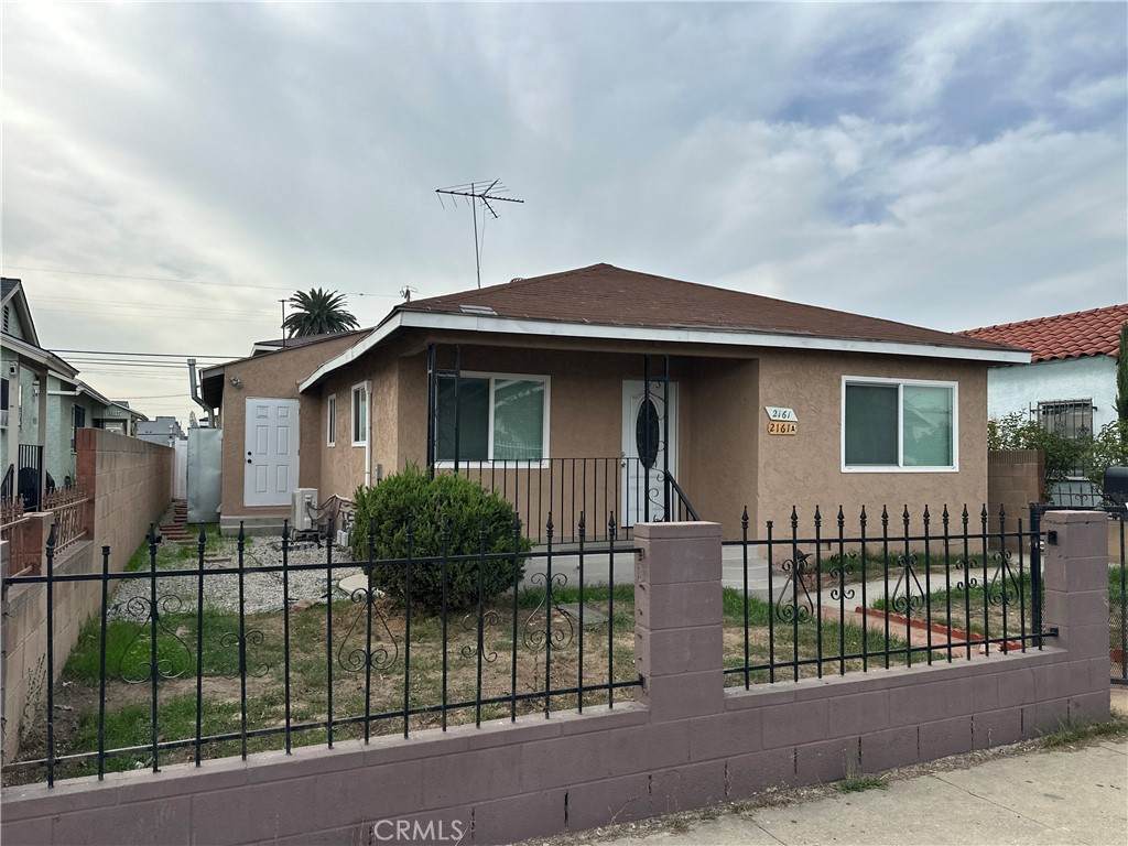 2161 Myrtle Ave - Photo 1