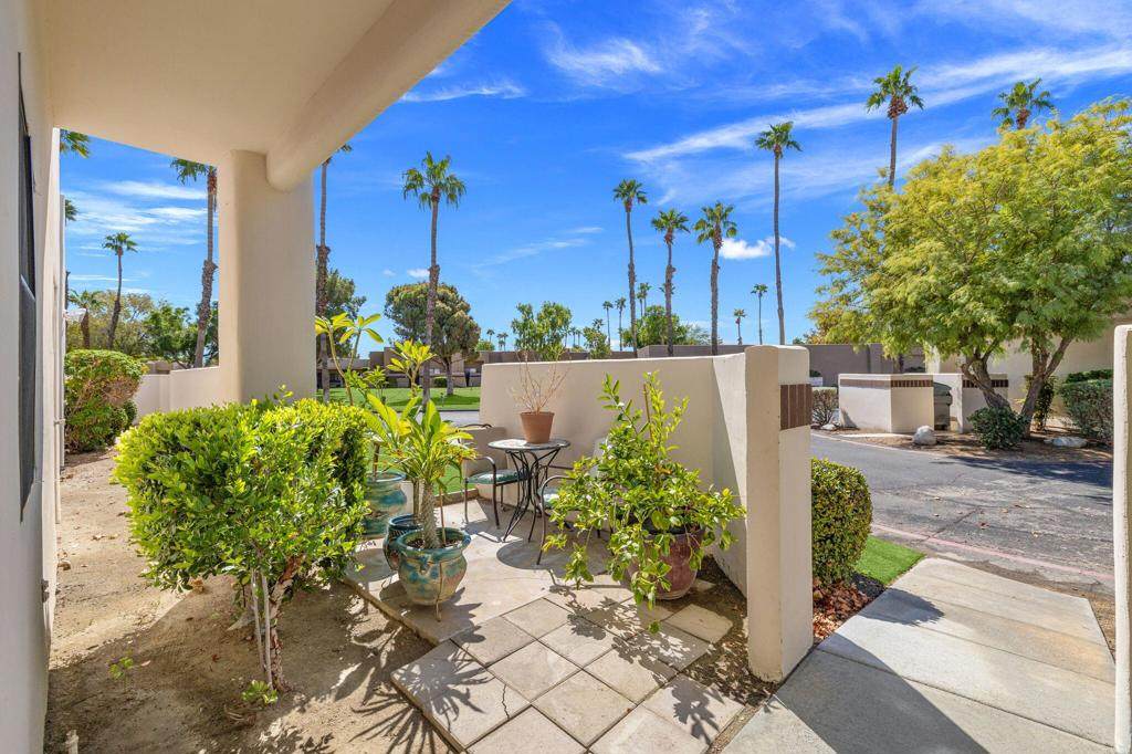 https://bt-photos.global.ssl.fastly.net/socal/orig_boomver_1_375232329-2.jpg