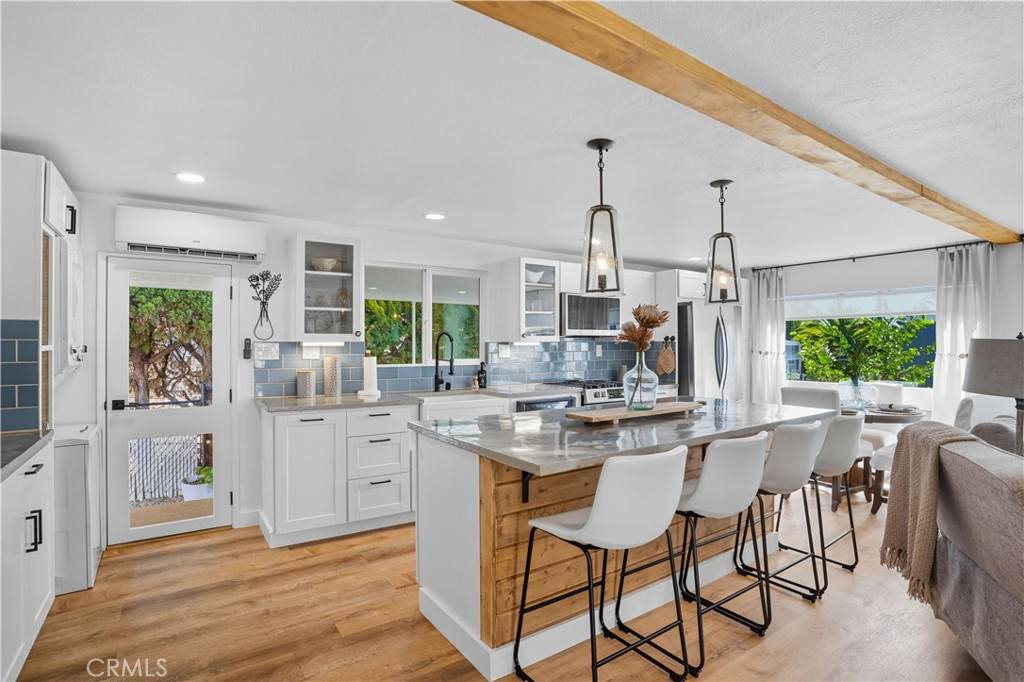 1120 Mission Road - Photo 1