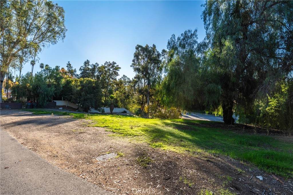 0 Campbell Avenue - Photo 1