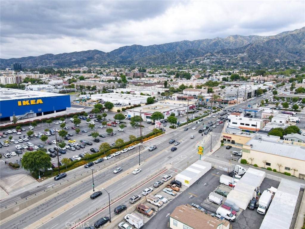 116 Alameda Avenue - Photo 1